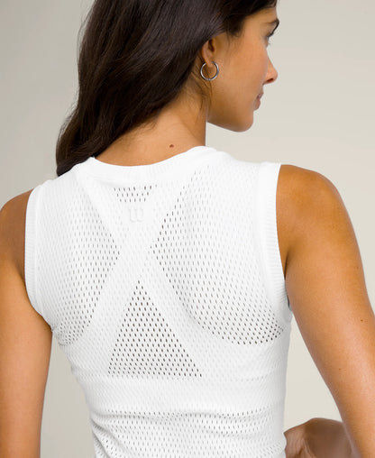Wilson women's Pro Seamless Tank in Bright White, knit ventilation detail